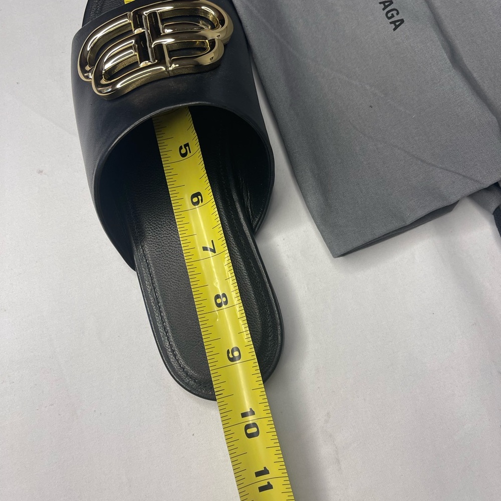 Balenciaga size US 6.5 (ER 36.5) Oval BB sandals black shiny sheepskin gold - Picture 10 of 17